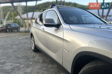 Позашляховик / Кросовер BMW X1 2009 в 