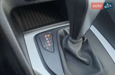 Позашляховик / Кросовер BMW X1 2009 в 
