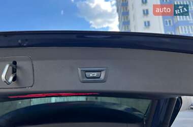 Внедорожник / Кроссовер BMW X1 2018 в 