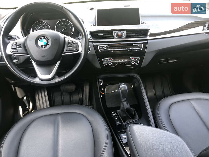 Позашляховик / Кросовер BMW X1 2016 в Харкові