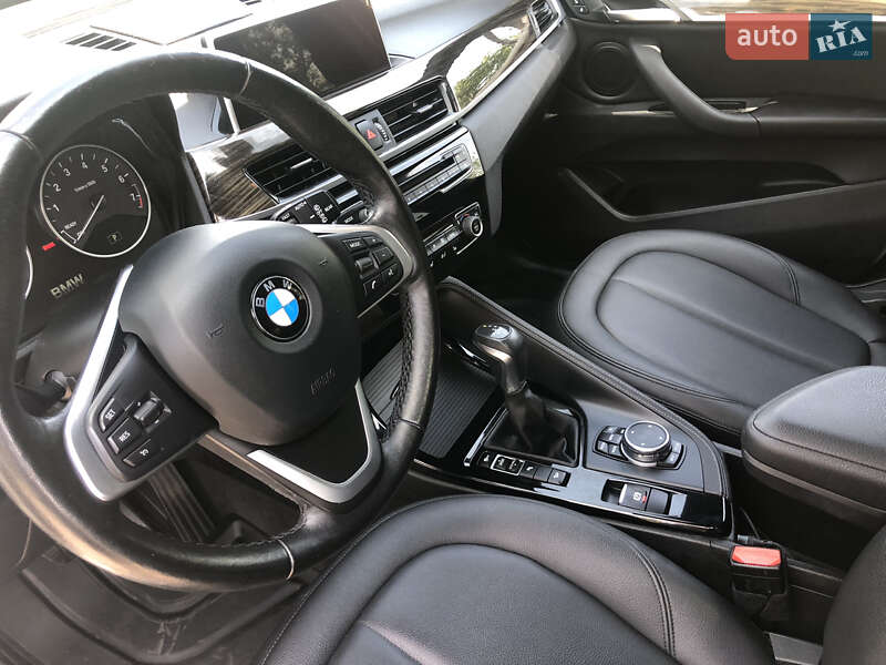 Позашляховик / Кросовер BMW X1 2016 в Харкові