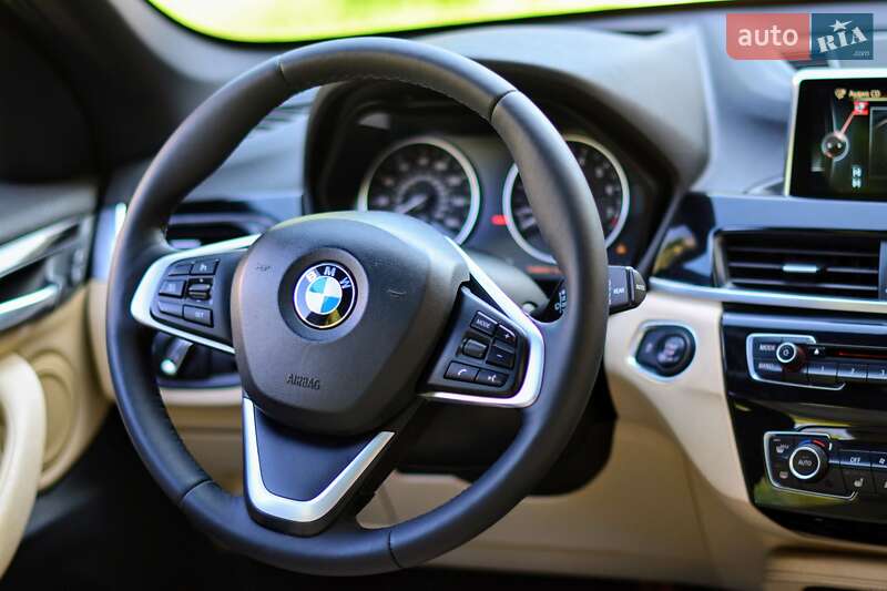 Позашляховик / Кросовер BMW X1 2016 в Кривому Розі