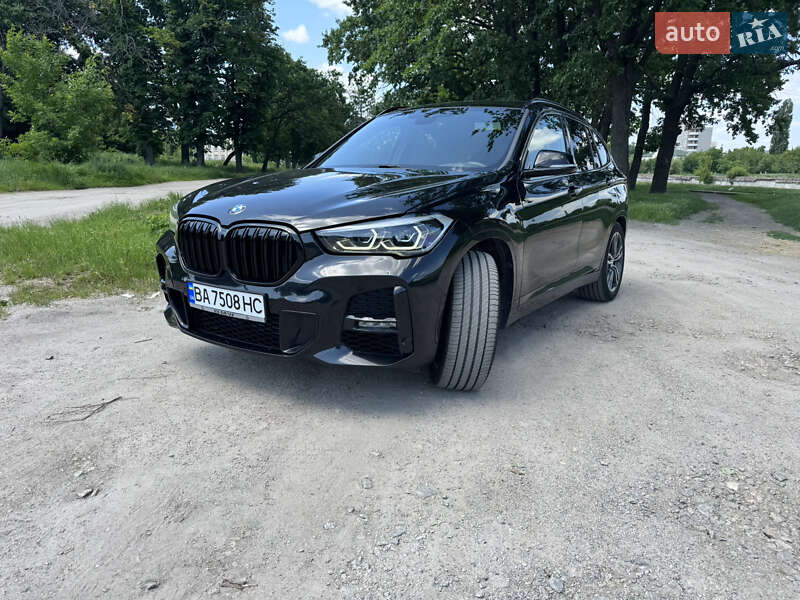 Внедорожник / Кроссовер BMW X1 2019 в Кропивницком