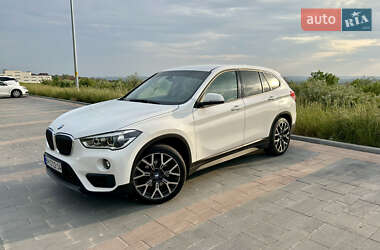Позашляховик / Кросовер BMW X1 2017 в Одесі