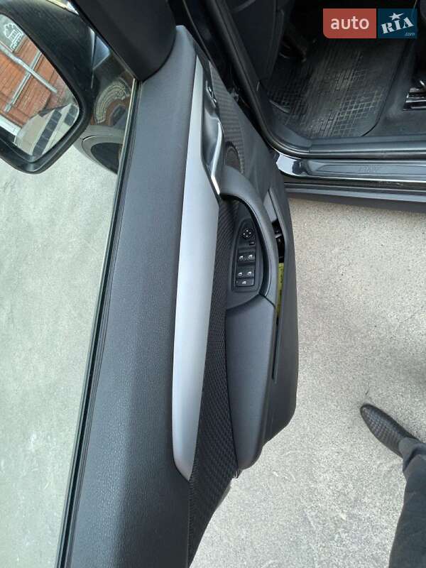 Внедорожник / Кроссовер BMW X1 2017 в Киеве