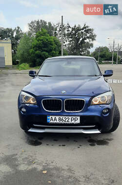 Внедорожник / Кроссовер BMW X1 2010 в Киеве