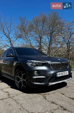 Внедорожник / Кроссовер BMW X1 2015 в Одессе