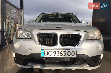 Внедорожник / Кроссовер BMW X1 2015 в 