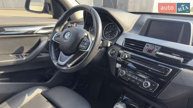 Позашляховик / Кросовер BMW X1 2018 в Києві фото 16 Позашляховик / Кросовер BMW X1 2018 в Києві
