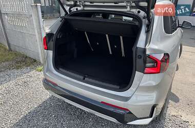 Внедорожник / Кроссовер BMW X1 2023 в 