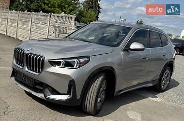 Внедорожник / Кроссовер BMW X1 2023 в 