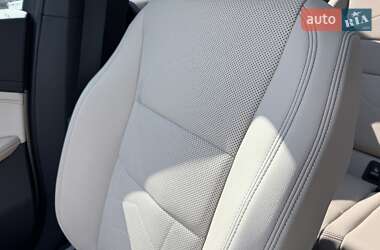 Внедорожник / Кроссовер BMW X1 2023 в 