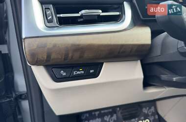 Внедорожник / Кроссовер BMW X1 2023 в 