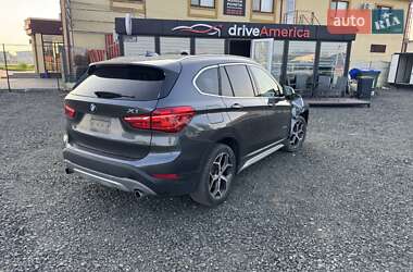 Внедорожник / Кроссовер BMW X1 2016 в Луцке