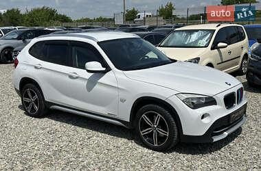 Позашляховик / Кросовер BMW X1 2011 в Івано-Франківську