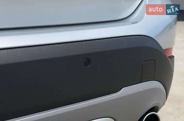 Внедорожник / Кроссовер BMW X1 2017 в 