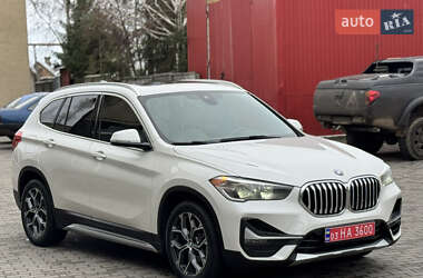 Внедорожник / Кроссовер BMW X1 2020 в Владимире