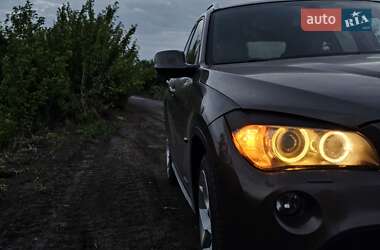 Внедорожник / Кроссовер BMW X1 2010 в 
