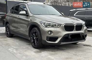 Внедорожник / Кроссовер BMW X1 2018 в Харькове