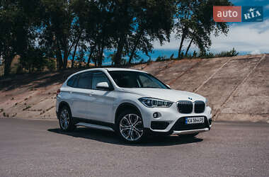 Внедорожник / Кроссовер BMW X1 2017 в Киеве