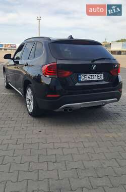 Позашляховик / Кросовер BMW X1 2014 в 