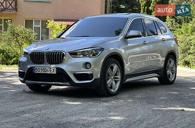 Внедорожник / Кроссовер BMW X1 2015 в Гайсине