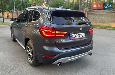 Позашляховик / Кросовер BMW X1 2016 в 