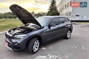 Внедорожник / Кроссовер BMW X1 2012 в 