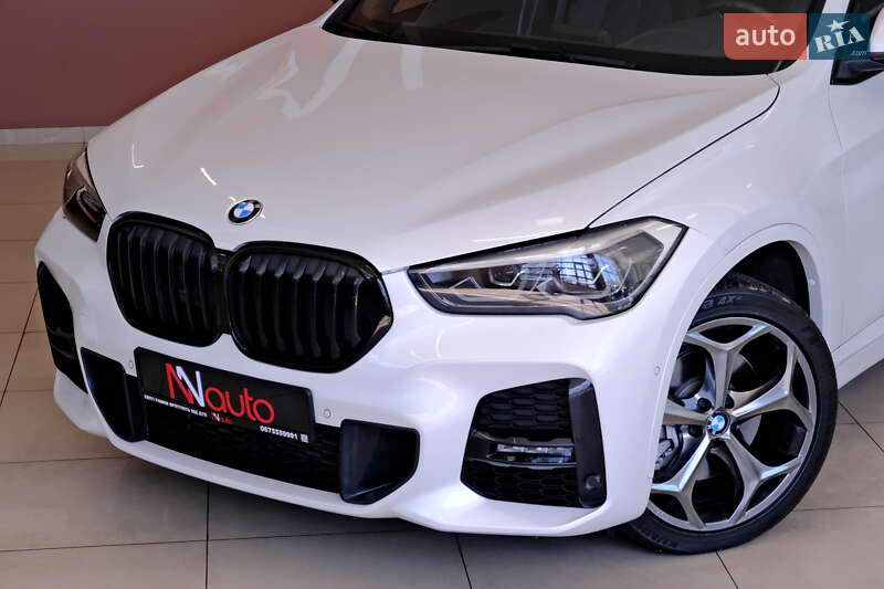 Внедорожник / Кроссовер BMW X1 2017 в Одессе