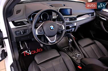 Внедорожник / Кроссовер BMW X1 2017 в 