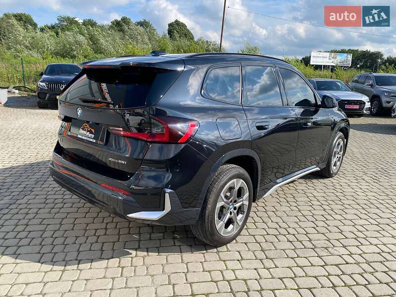 Внедорожник / Кроссовер BMW X1 2024 в Львове