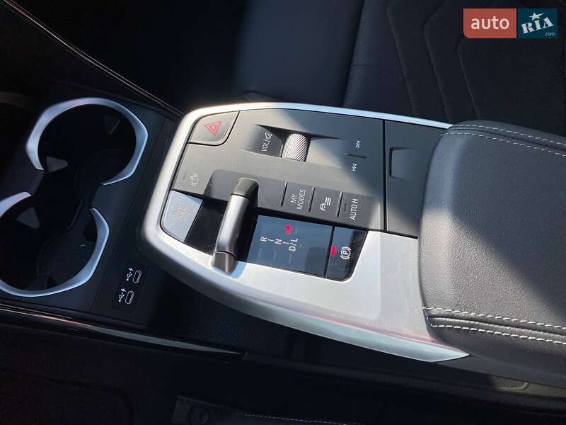 Внедорожник / Кроссовер BMW X1 2024 в Львове