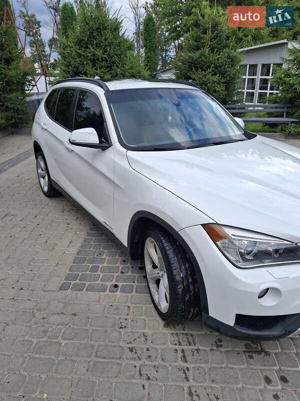 Позашляховик / Кросовер BMW X1 2012 в Вінниці