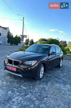 Позашляховик / Кросовер BMW X1 2013 в 