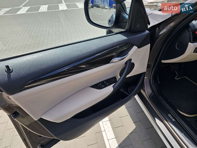 Внедорожник / Кроссовер BMW X1 2010 в Сумах