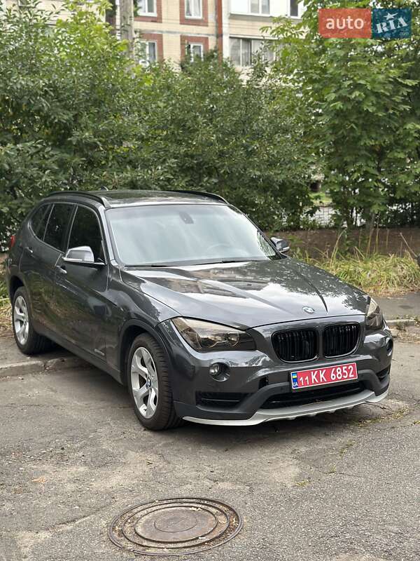 Внедорожник / Кроссовер BMW X1 2015 в Киеве