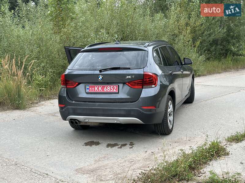 Внедорожник / Кроссовер BMW X1 2015 в Киеве