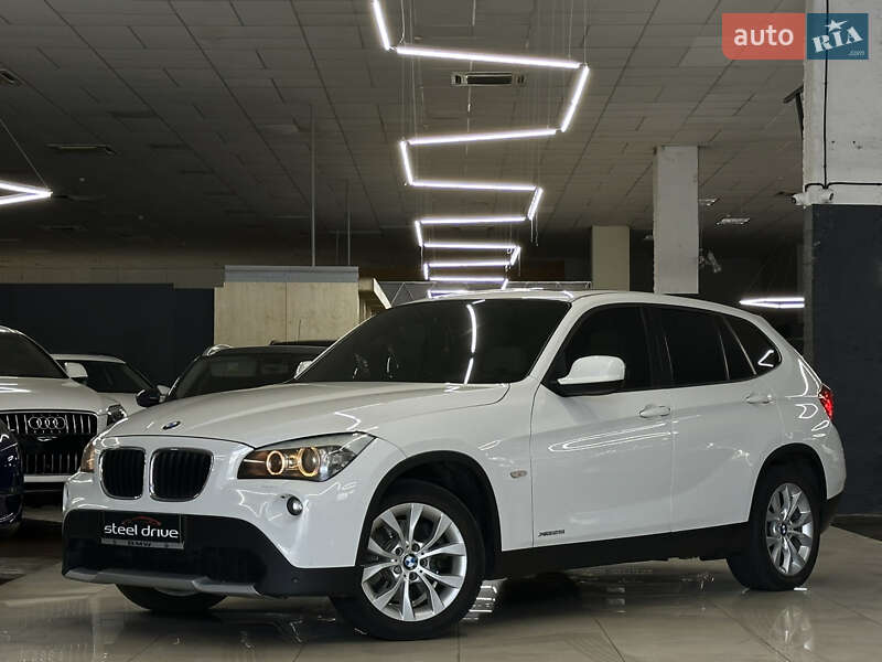 BMW X1 2011