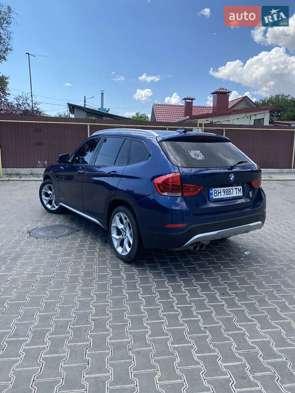 Позашляховик / Кросовер BMW X1 2015 в Одесі