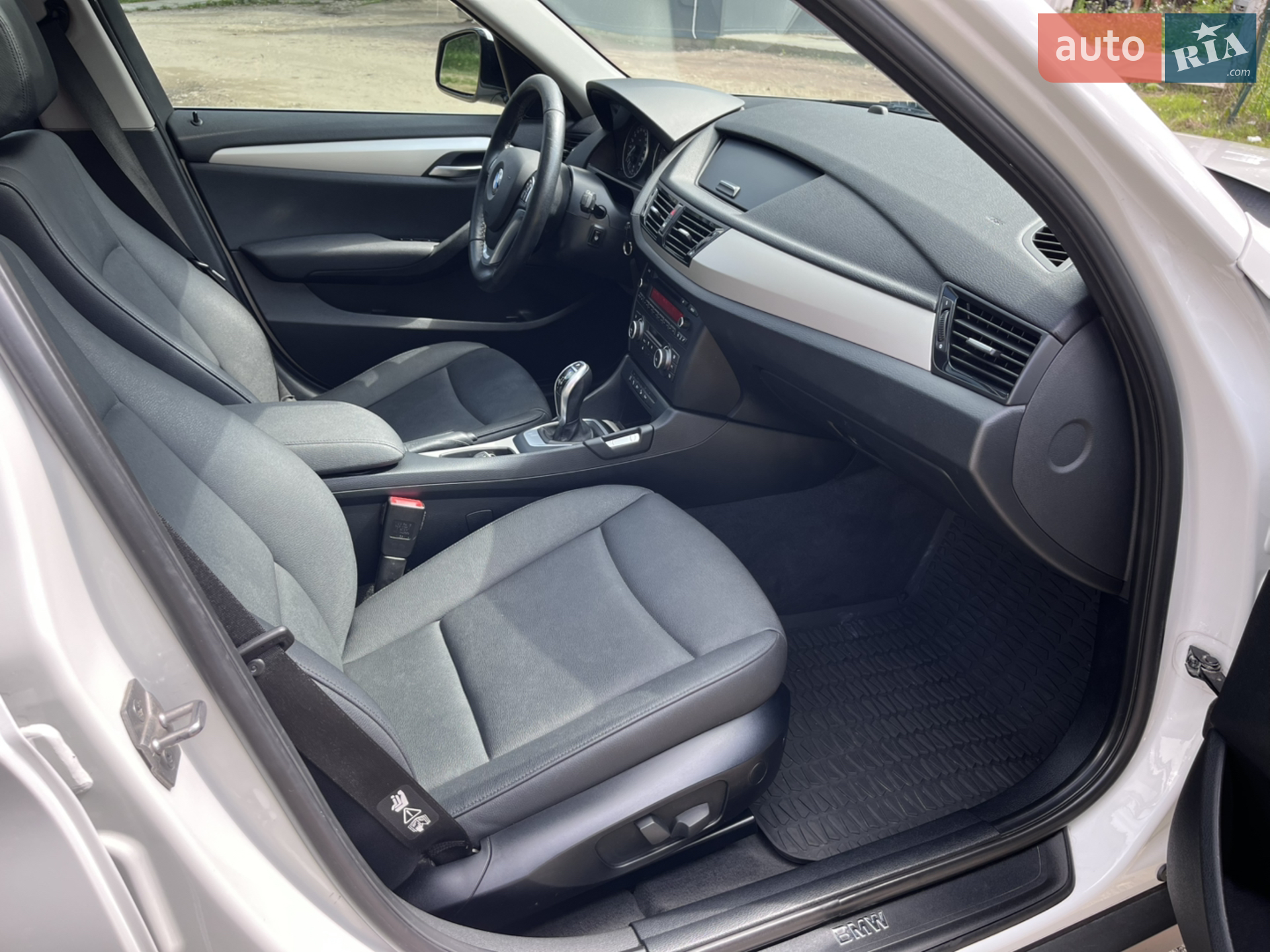 2015 BMW X1 - мініатюра 2