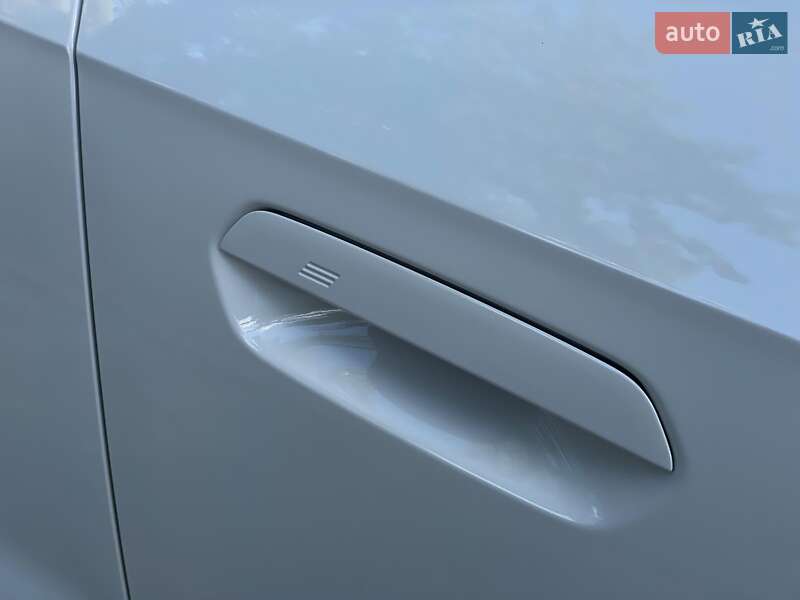 Позашляховик / Кросовер BMW X1 2023 в Києві фото 18 Позашляховик / Кросовер BMW X1 2023 в Києві