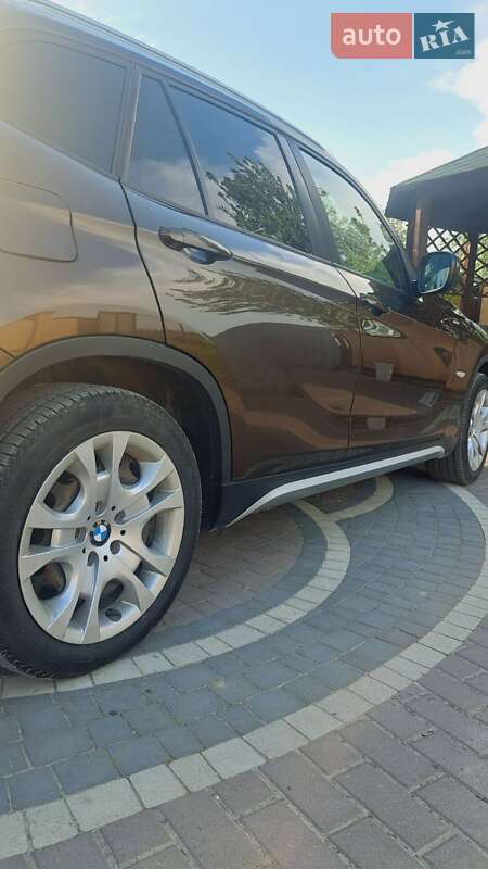 Внедорожник / Кроссовер BMW X1 2010 в Львове