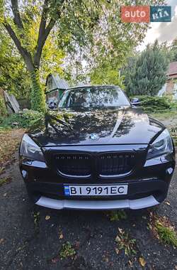 Внедорожник / Кроссовер BMW X1 2010 в Полтаве