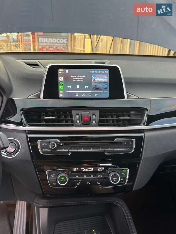 Внедорожник / Кроссовер BMW X1 2018 в Киеве