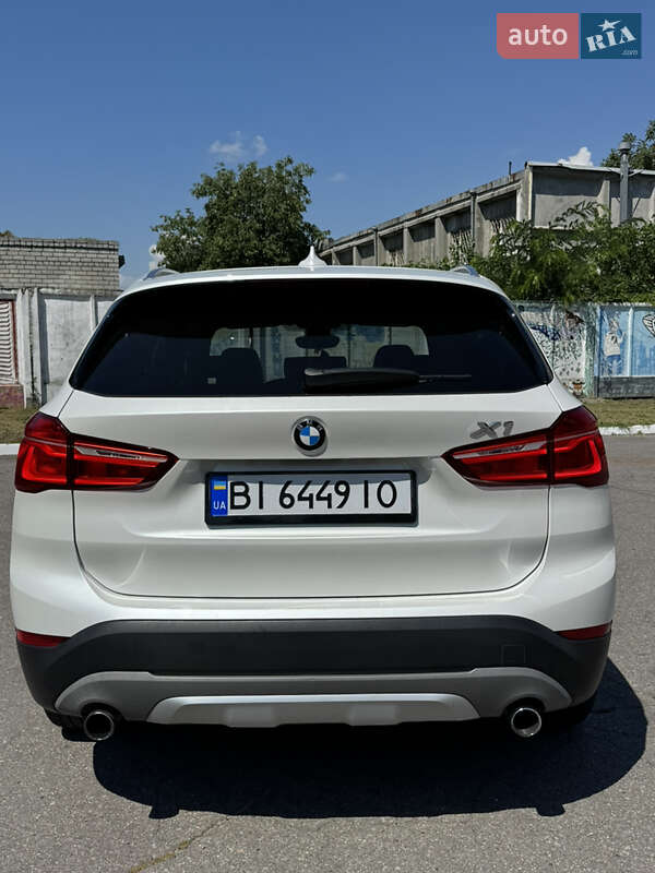 Внедорожник / Кроссовер BMW X1 2016 в Кременчуге фото 11 Внедорожник / Кроссовер BMW X1 2016 в Кременчуге
