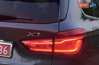Внедорожник / Кроссовер BMW X1 2016 в 