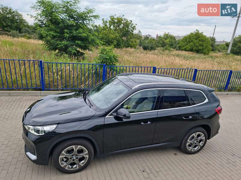 Внедорожник / Кроссовер BMW X1 2023 в Нововолынске