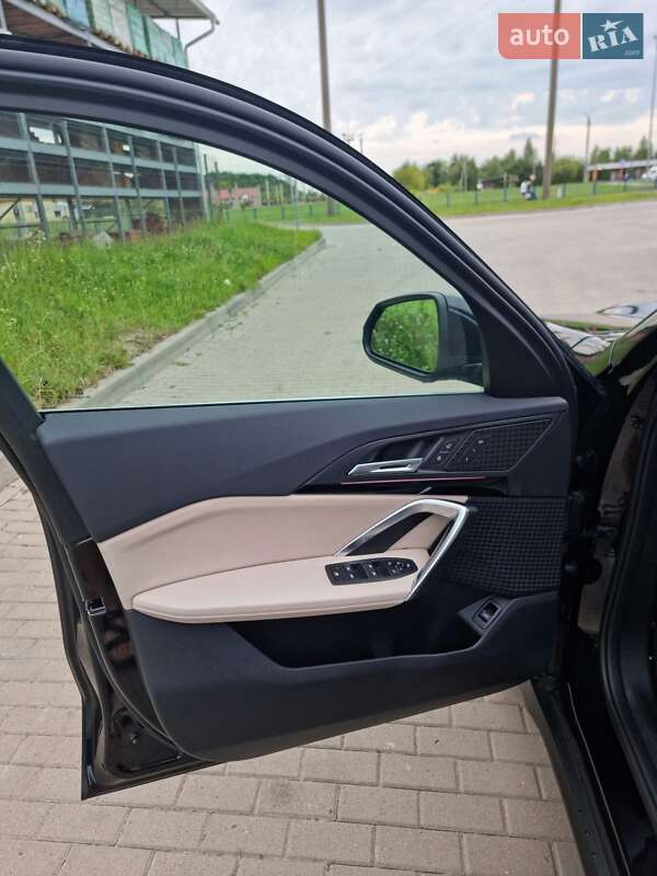 Внедорожник / Кроссовер BMW X1 2023 в Нововолынске