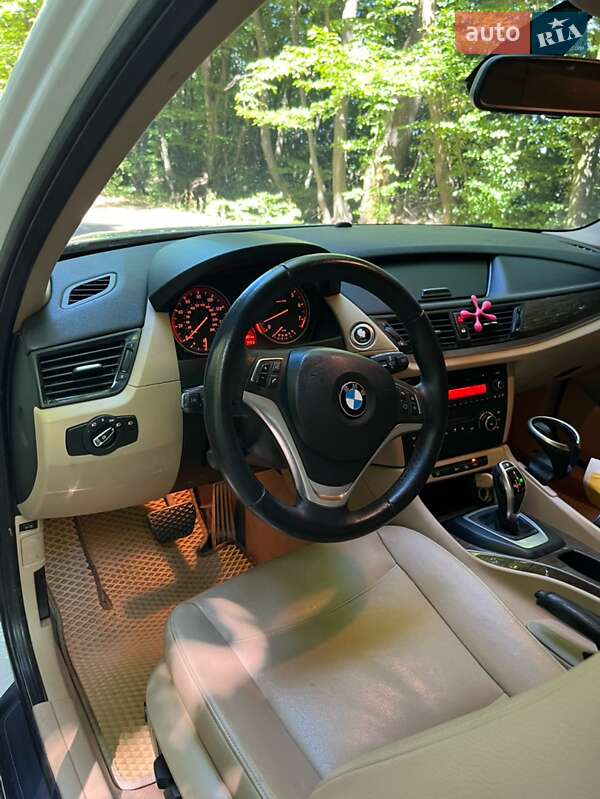Позашляховик / Кросовер BMW X1 2014 в Вінниці