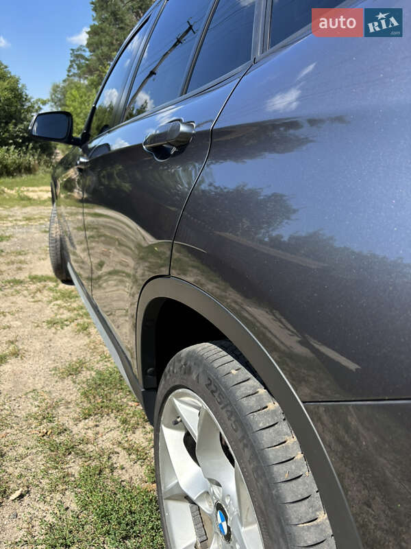 Внедорожник / Кроссовер BMW X1 2014 в Радомышле